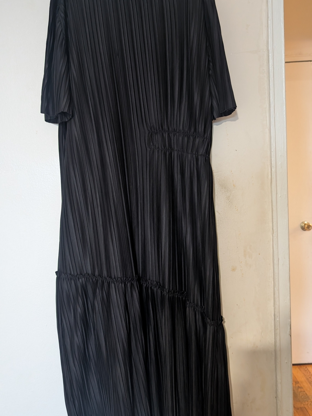 Zara Black Pleated Maxi Dress - Picture 1 of 4